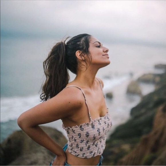 Brandy Melville Tops - Brandy Melville Pink Ally Tank